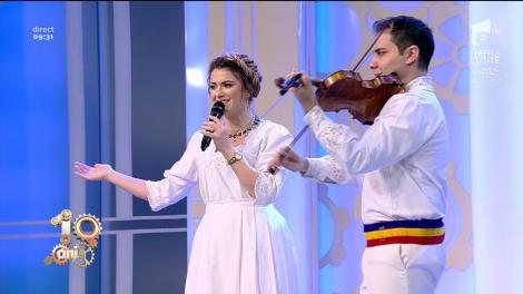 Lavinia Goste cântă, la Neatza, melodia "Floare roșie de mac"