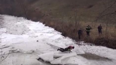 Pirotehniştii Inspectoratului pentru Situaţii de Urgenţă din Bistriţa-Năsăud au reuşit să împiedice o inundaţie de proporţii!