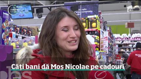 Copiii îşi pregătesc ghetuţele. Cei mici îşi doresc jucării scumpe şi cât mai voluminoase