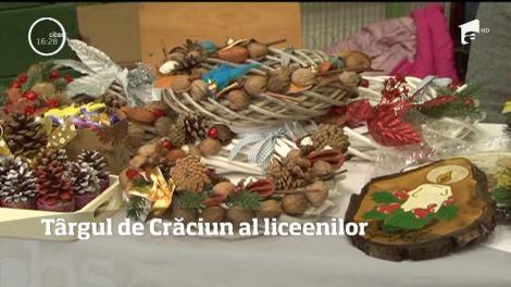 Târgul de Crăciun al liceenilor din Ploiești