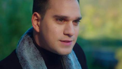 Ioan şi Ana iau micul dejun pe malul lacului! "Îţi promit că vom avea linişte"