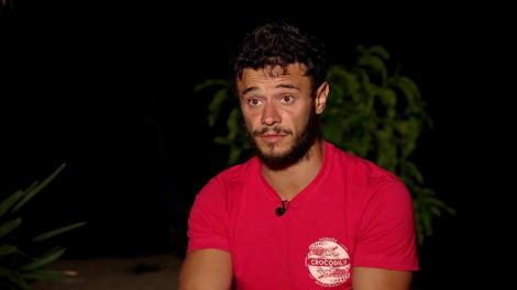 Dima Trofim, luat la întrebări de fetele din echipa roșie: "Ai iubită?"