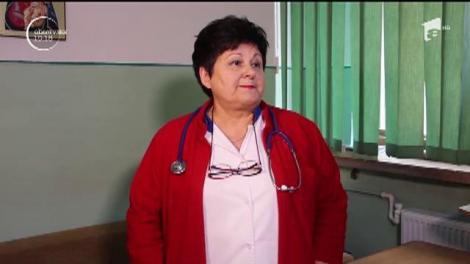 Se pune lacătul pe uşa secţiei de Pediatrie de la spitalul Orăşenesc Nehoiu