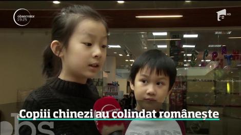 Copiii chinezi au colindat românește