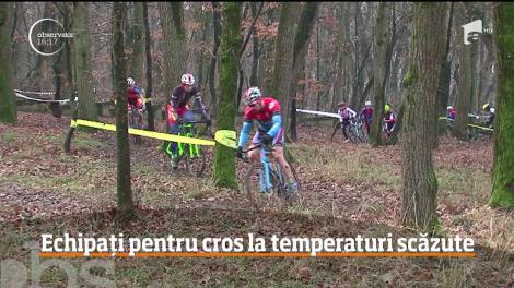 Mai mulţi ciclişti şi-au pus sângele în mişcare pe o vreme rece, la Târgu Mureş