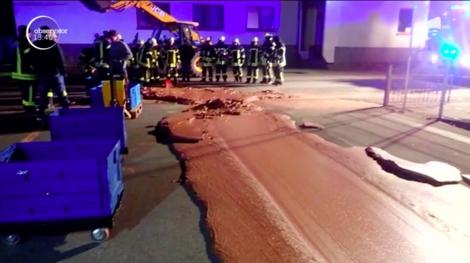 O stradă din Germania a fost inundată de ciocolată