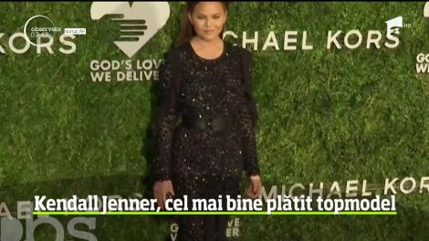 Kendall Jenner rămâne, pentru al doilea an la rând, cel mai bine plătit model din lume, potrivit topului publicat de revista Forbes