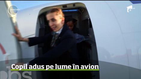 Un băieţel a venit pe lume la o altitudine de peste 12.000 de metri, la bordul unui avion