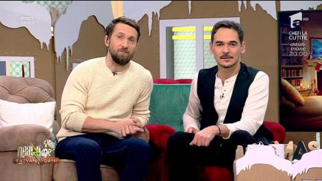 Răzvan și Dani colindați, cu repetiție, de o „ceată” de 2 colindători: „Au venit de două ori în aceeași zi și aveau în repertoriu 2 VERSURI”