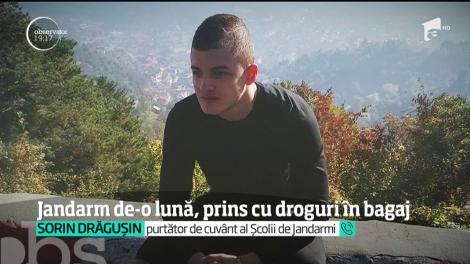 Un tânăr jandarm a fost prins în flagrant când trafica droguri