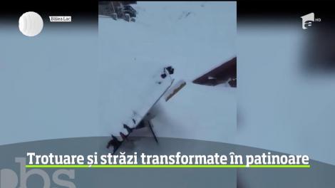 Pe calea ferată, pe străzi şi în oraşe, ninsorile au paralizat aproape toată ţara!