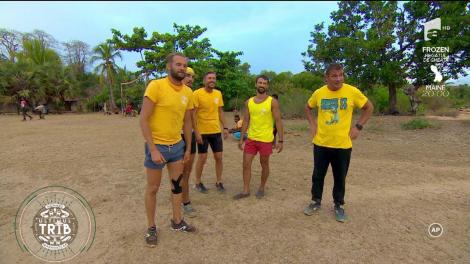 Zi de fotbal pentru lemuri! Iată cum s-au distrat concurenții în cea mai relaxantă zi de la ”Ultimul Tib”