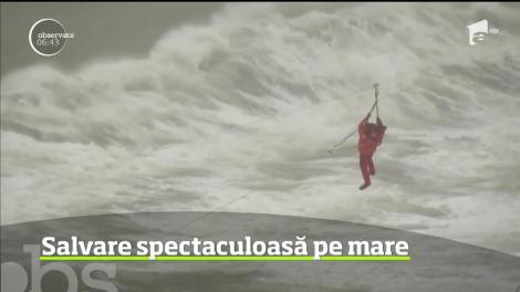 Salvare spectuloasă în Turcia, pe mare