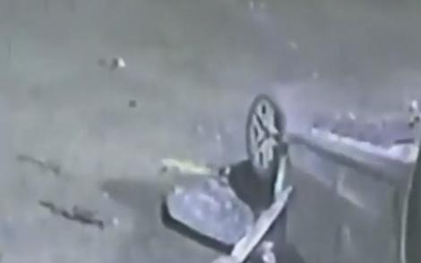 Accident spectaculos în Statele Unite! Șoferul a scăpat nevătămat, în mod miraculos