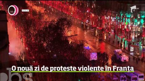 Protestele violente au continuat la Paris şi în restul Franţei