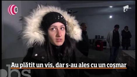 Zeci de turişti se vor adresa poliţiei şi Protecţiei Consumatorilor după ce au ajuns la o pensiune care era departe de pozele de pe Internet