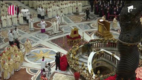 În Ajunul Crăciunului, Papa Francisc a oficiat la Vatican slujba tradiţională cu ocazia Sărbătorii Naşterii Domnului