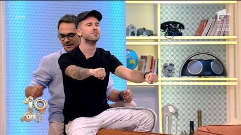 Cel mai amuzant moment! Dani, imitat de Răzvan și Florin Ristei pe motor