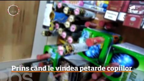 Zeci de mii de petarde au fost confiscate de la un tânăr de 24 de ani dintr-o comună bistriţeană