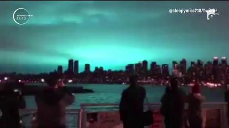 Tot internetul a râs cu lacrimi! Explozia unui transformator i-a făcut pe locuitorii din New York să creadă că sunt atacaţi de extratereştri