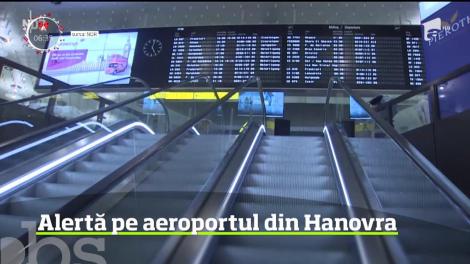 Alertă pe aeroportul din Hanovra după ce o maşină a doborât barierele şi a intrat pe pistă