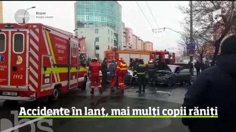 Accidente în lanţ pe şosele, mai mulţi copii au fost răniţi