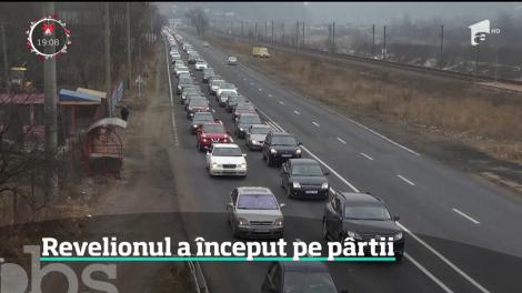 Revelionul a început pe pârtii