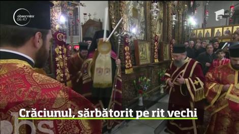 În toată lumea este sărbătorit Crăciunul pe rit vechi. În Rusia, oamenii s-au strâns în biserici şi catedrale pentru slujba din Ajun