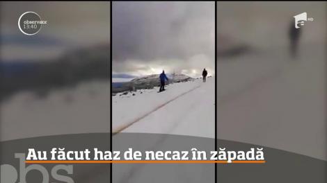 A nins neobişnuit de mult în Insula Rodos din Grecia. Într-unul dintre cele mai însorite locuri din Europa, oamenii au ajuns chiar să se dea cu placa de snowboard