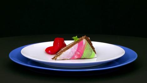 Degustarea. Croitoresele invitate anlizează dulciurile din farfurii: ”M-a lovit cu un gust la care nu mă așteptam”