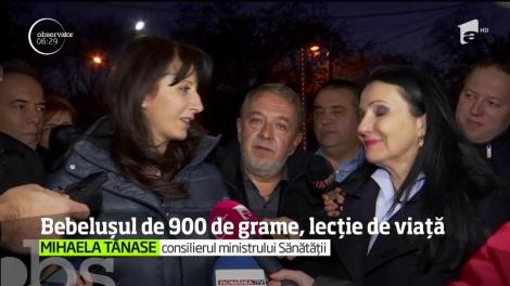 Forța lui i-a uimit pe medici! Ce se întâmplă acum cu bebelușul de la Slatina care cântărea doar 900 de grame! 