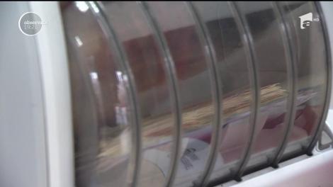 Leul a scăzut dramatic în faţa euro. Românii îşi plătesc ratele la un curs de peste 4,8 lei