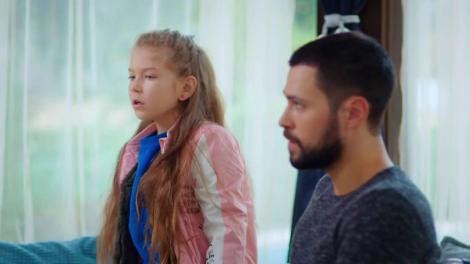 Mara află că Sonia este iubita lui Alex