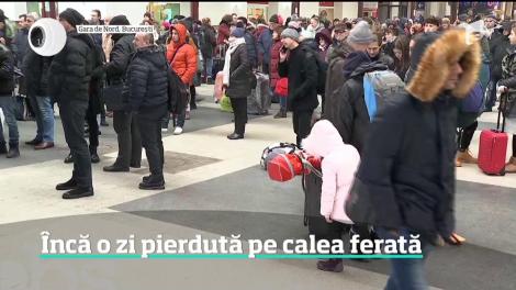 Ploaia de gheaţă a lăsat liniile de tren fără curent, în Gara de Nord