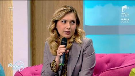 Stil de succes! Colecții vestimentare care au ca linie generală clasicul cu accente romantice