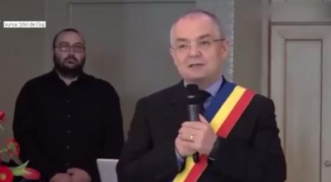 Culmea momentelor penibile, care l-au avut ca protagonist pe fostul premier Emil Boc, a avut loc la Cluj Napoca