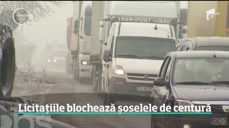 Se dezgheaţă şoselele, răsar gropile. Autostrada Soarelui este plină de cratere