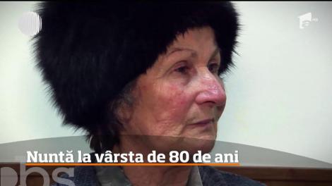 Un cuplu a aşteptat aproape 40 de ani ca să se căsătorească