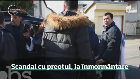 O familie îl acuză pe omul bisericii din sat că a ţinut slujbe de mântuială la o înmormântare