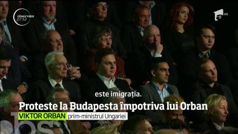 Sute de oameni au manifestat, la Budapesta, împotriva guvernului Ungariei, în timpul discursului anual despre starea naţiunii, rostit de premierul Viktor Orban