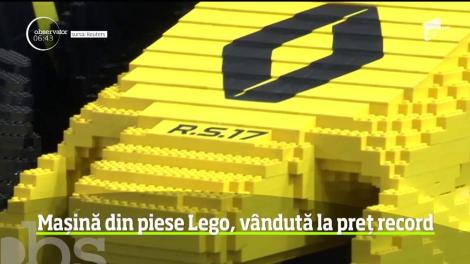 O maşină de formula 1 a fost vândută la licitaţie, la Paris, cu 95.300 de euro, deşi nu are motor şi, deci, nu se poate deplasa