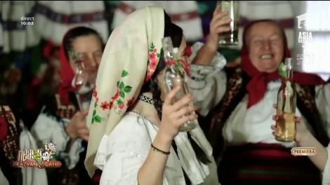 Premieră. Suzana, Daciana Vlad şi Grupul Izvorul Izei cântă melodia S-o Îmbătat năframa mea