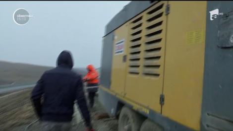 Un tronson de pe autostrada A10 riscă să fie înghiţit de pământ, la doar şase luni de la inaugurare!