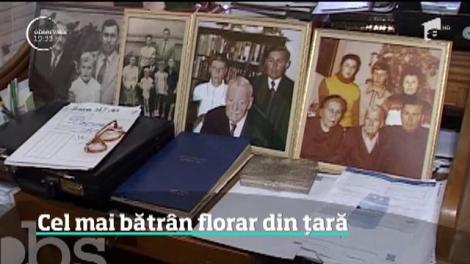 Un arădean şi-a dedicat întreaga viaţă florilor. Cel mai bătrân florar din ţară are 91 de ani şi o afacere de succes