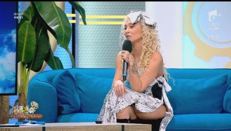 Solista Mi, aproape dezbrăcată la Neatza. Cum s-a îmbrăcat artista lipsită de inhibiții