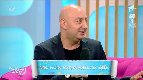 Mahala Rai Banda c&acirc;ntă, la Prietenii, melodia "Besame I'Dili"