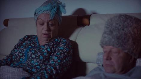 Sile și Lina Boască, discuție înainte de culcare