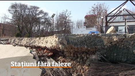 Litoralul românesc îşi pierde falezele încet dar sigur. Ce se întâmplă în Costinești