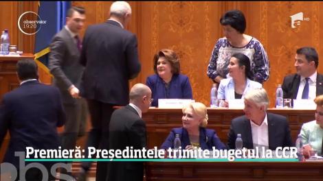 Atac fără precedent al preşedintelui. Klaus Iohannis critică dur Guvernul şi trimite bugetul la Curtea Constituţională