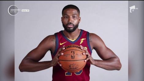 Este scandal uriaş în familia Kardashian Khloe, sora mai mică a lui Kim Kardashian, s-a despărţit de partenerul ei